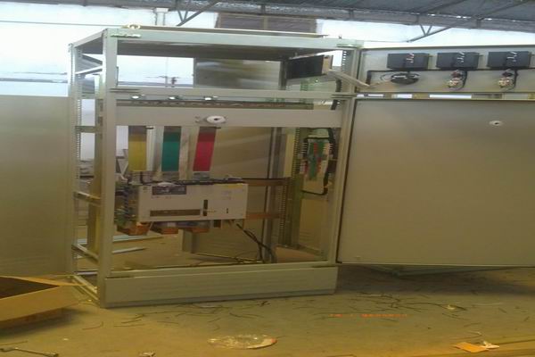 莱城控制柜-3683品牌总闸控制柜的使用原则